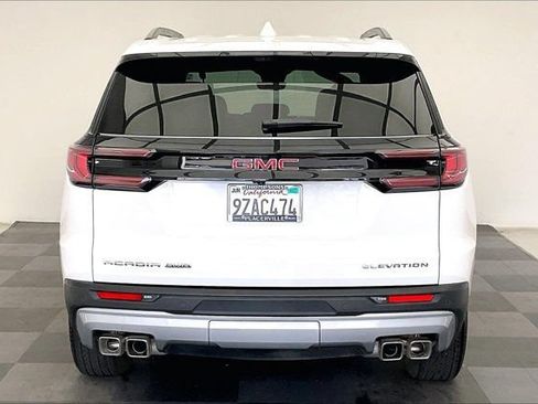 Used 2026 GMC Acadia Elevation w/ LPO, Floor Liner Package AWD/4WD image 3