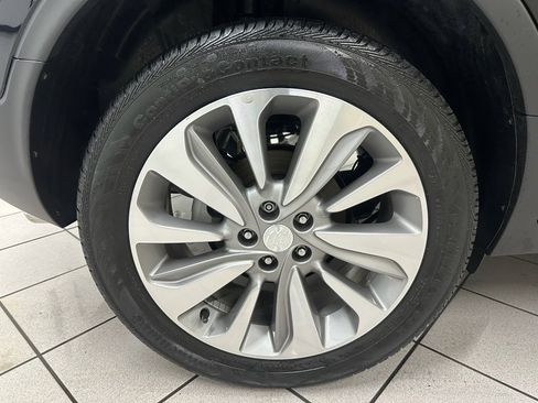 Used 2020 Buick Encore Preferred image 13