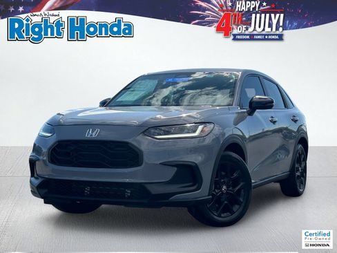 Certified 2025 Honda HR-V Sport image 1