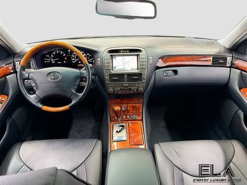 Used 2004 Lexus LS 430 RWD image 24