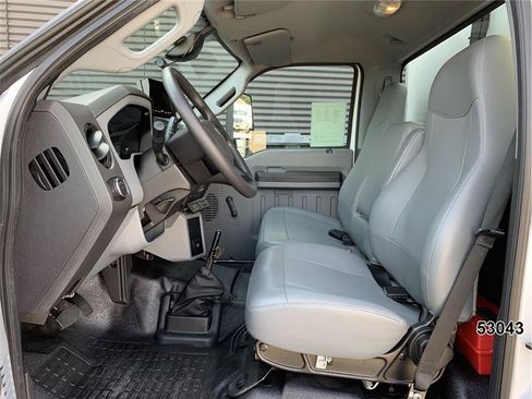 Used 2023 Ford F650 2WD Regular Cab Super Duty image 27