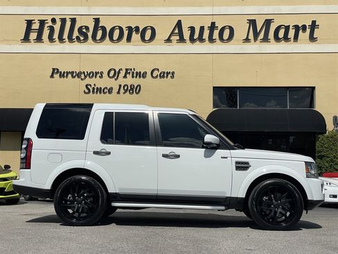 Used 2016 Land Rover LR4 HSE AWD/4WD image 4