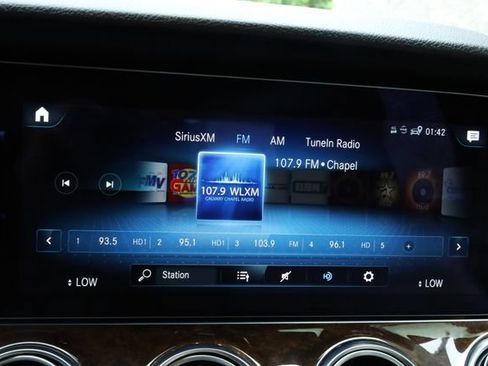 Used 2021 Mercedes-Benz E 350 Sedan image 5