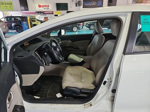 Used 2015 Honda Civic SE image 8