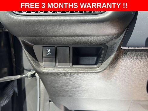 Used 2023 Honda HR-V LX image 38