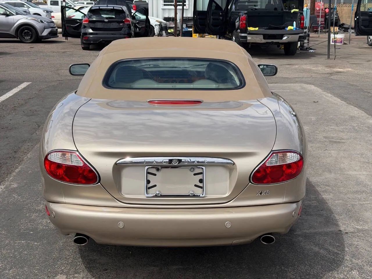Used 2002 Jaguar XK8 Convertible RWD image 8