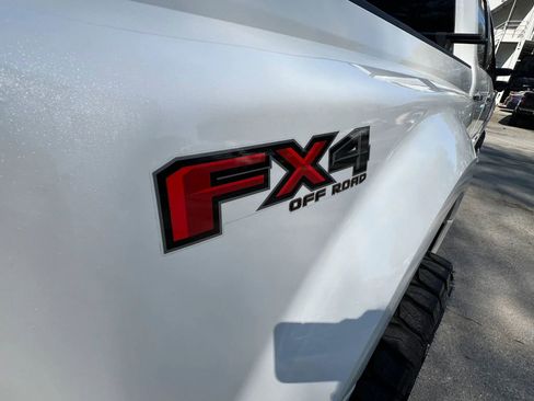 Used 2022 Ford F350 Platinum image 44