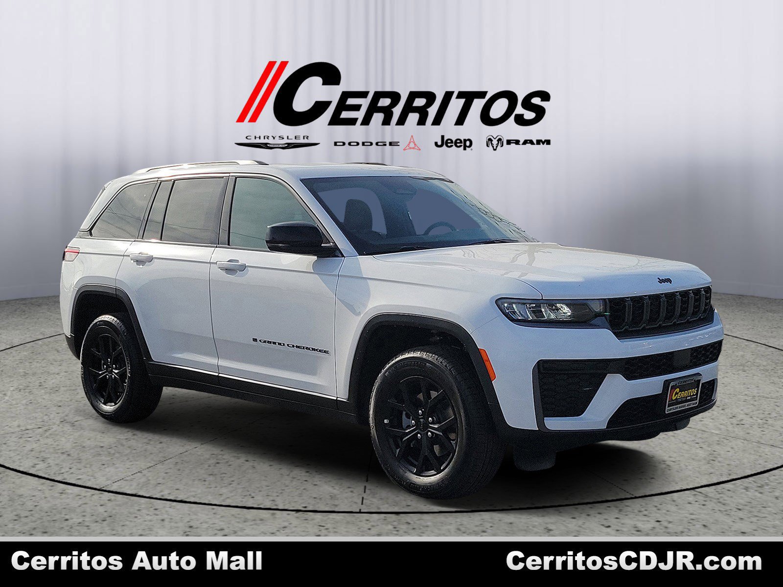 New 2026 Jeep Grand Cherokee Altitude AWD/4WD image 1
