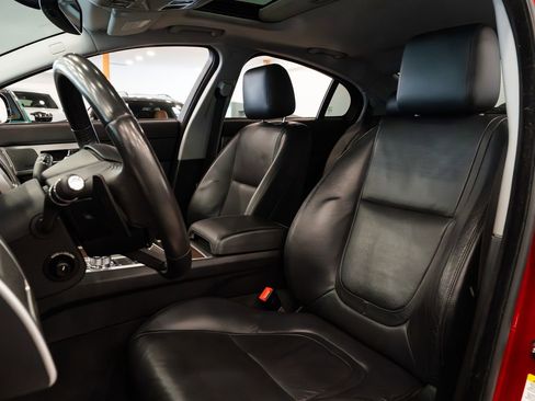 Used 2014 Jaguar XF 3.0 AWD/4WD image 18