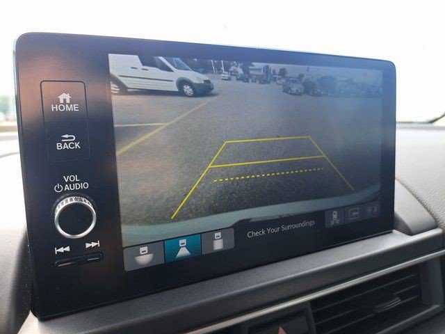 Used 2025 Honda Pilot Touring image 12