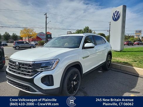 New 2026 Volkswagen Atlas Cross Sport SE image 22