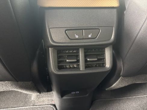 New 2026 Chevrolet Equinox ACTIV w/ Convenience Package III FWD image 18
