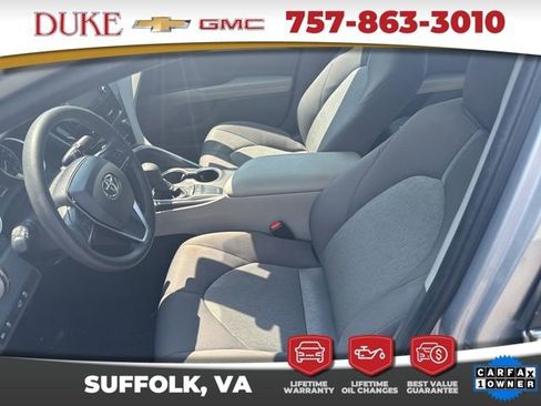 Used 2023 Toyota Camry LE image 3