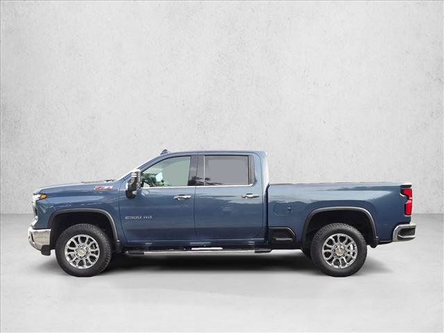 Used 2025 Chevrolet Silverado 2500 LTZ w/ LTZ Convenience Package AWD/4WD image 9