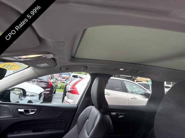 Certified 2024 Volvo XC60 T8 Plus w/ Protection Package Premier AWD/4WD image 17
