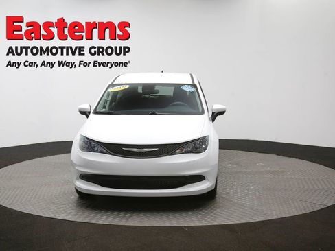 Used 2023 Chrysler Voyager LX image 52