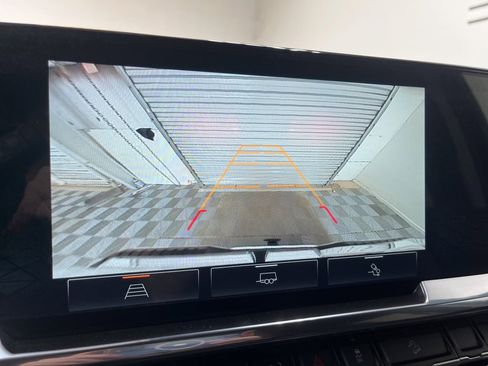 New 2025 GMC Sierra 2500 SLE w/ SLE Value Package; image 10