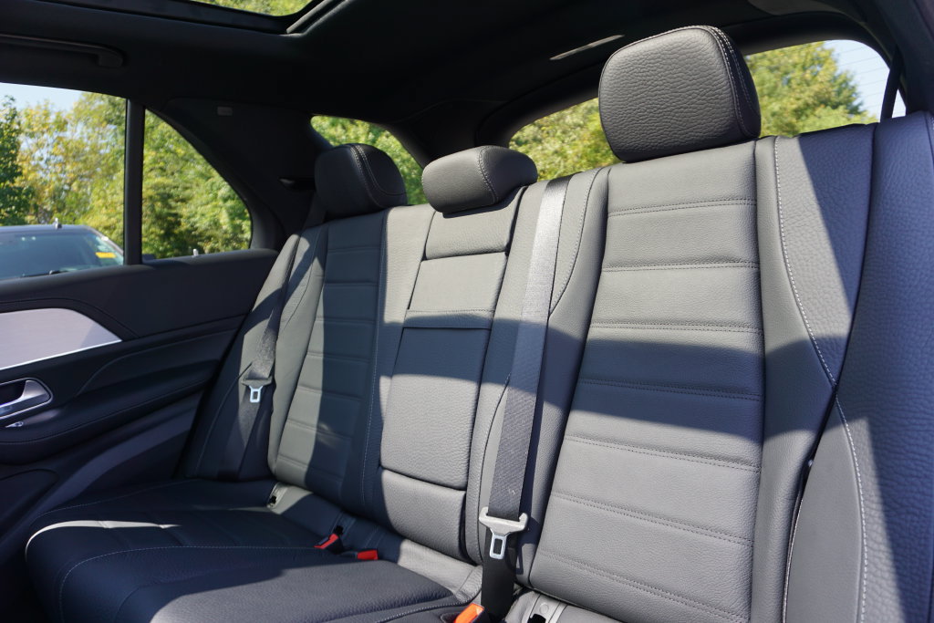Certified 2025 Mercedes-Benz GLE 450 4MATIC image 25