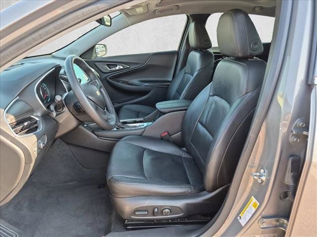 Used 2017 Chevrolet Malibu Premier w/ Premier Sun and Wheel Package FWD image 16