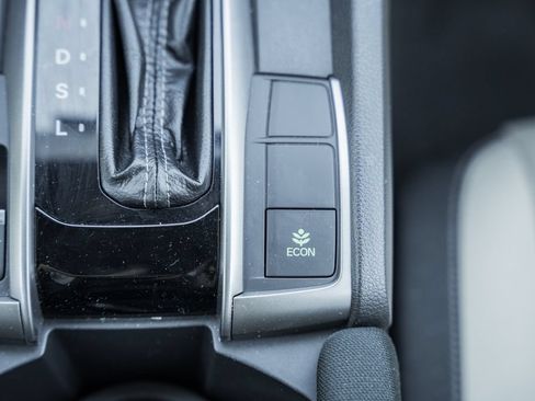 Used 2017 Honda Civic EX image 22