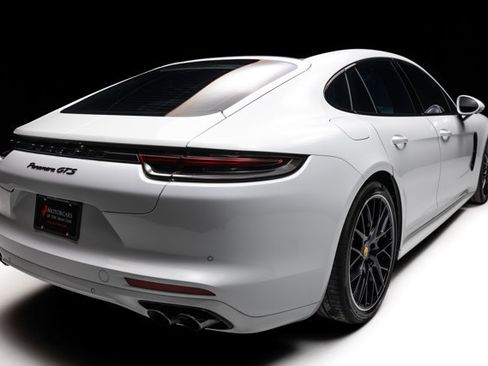 Used 2020 Porsche Panamera GTS w/ Premium Package Plus AWD/4WD image 27