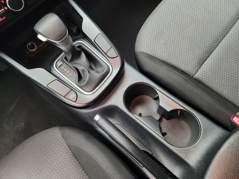 Used 2020 Kia Soul LX FWD image 26