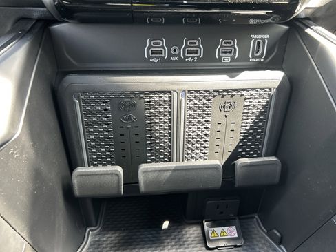 New 2026 RAM 1500 Laramie w/ Night Edition image 48