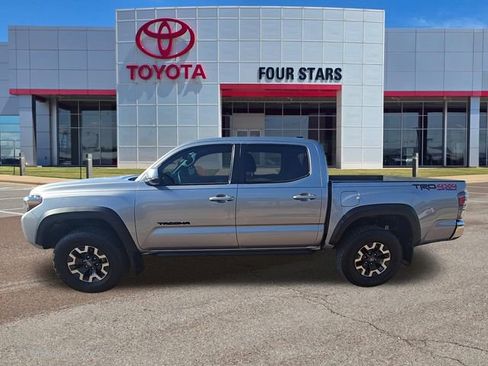 Used 2021 Toyota Tacoma TRD Off-Road image 1