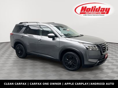 Used 2024 Nissan Pathfinder SV