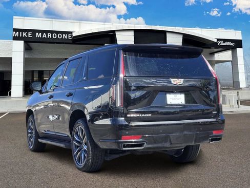 Certified 2024 Cadillac Escalade Sport AWD/4WD image 3