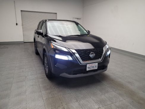 Used 2022 Nissan Rogue S FWD image 14