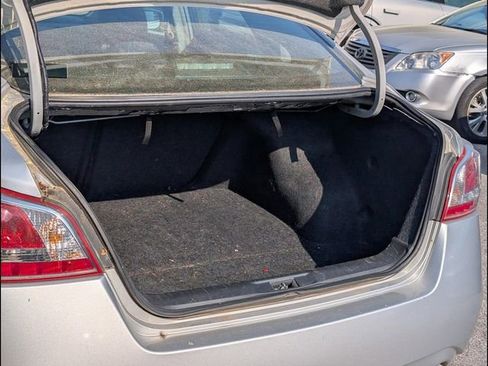 Used 2013 Nissan Altima 2.5 S image 19