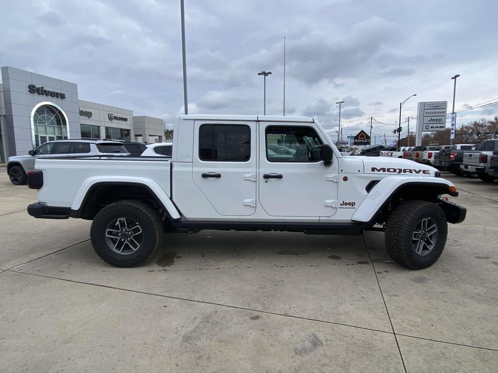 New 2026 Jeep Gladiator Mojave AWD/4WD image 37
