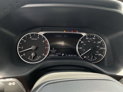 Used 2025 Nissan Rogue SV FWD image 35