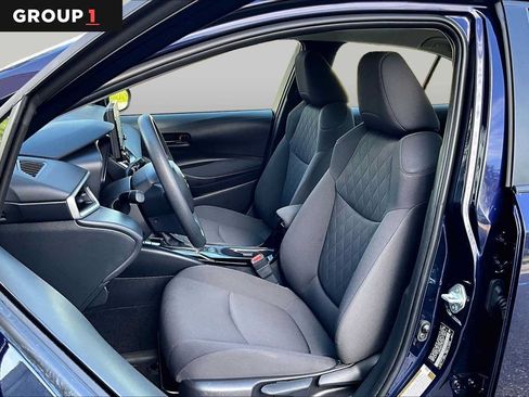 Used 2022 Toyota Corolla LE FWD image 9