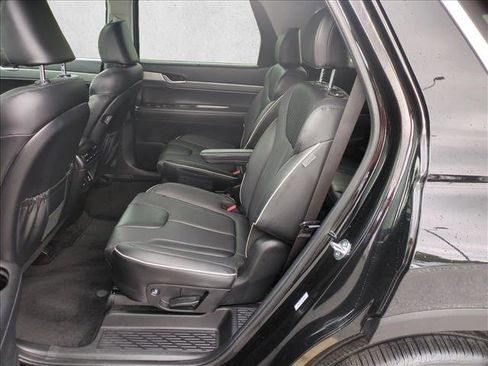 Used 2025 Hyundai Palisade SEL FWD image 20