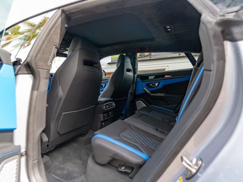 Used 2024 Lamborghini Urus S AWD/4WD image 22