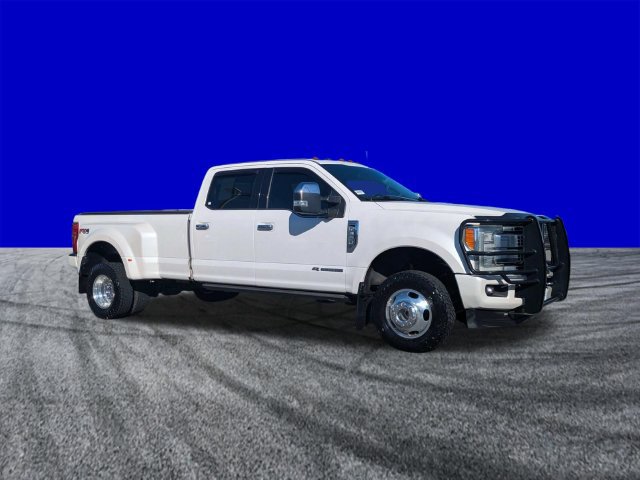 Used 2017 Ford F350 Platinum w/ Platinum Ultimate Package AWD/4WD image 2