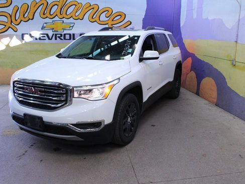 Used 2018 GMC Acadia SLT image 4