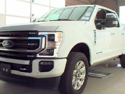 Used 2022 Ford F250 Platinum AWD/4WD image 1