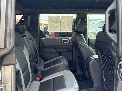 Used 2024 Ford Bronco Big Bend AWD/4WD image 13