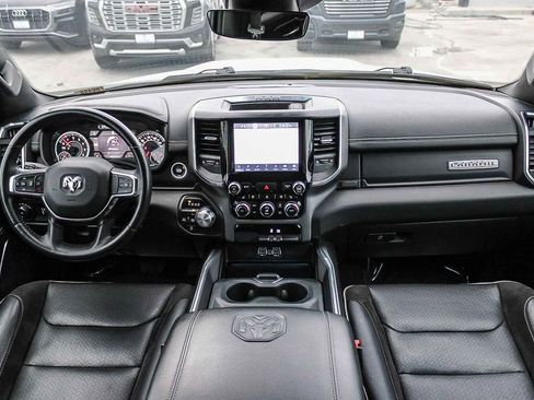 Used 2024 RAM 1500 Laramie AWD/4WD image 13