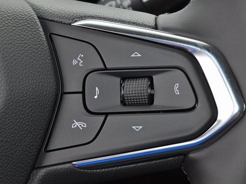 New 2025 Chevrolet TrailBlazer LT w/ Convenience Package image 17