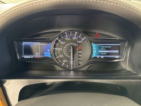 Used 2013 Lincoln MKX AWD image 15