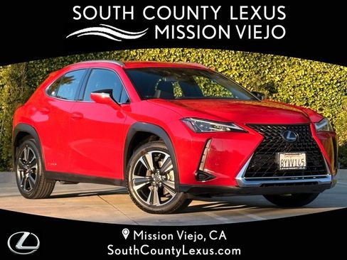 Used 2021 Lexus UX 250h image 1