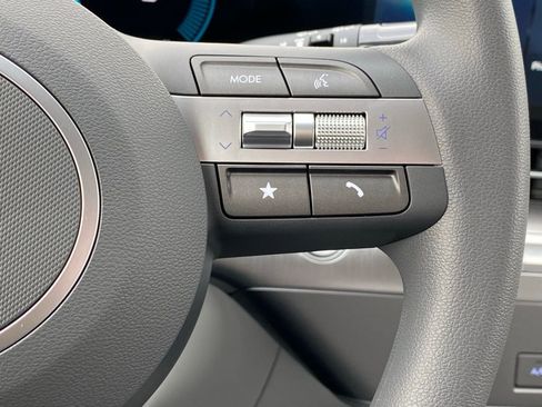 New 2026 Hyundai Kona SE image 19