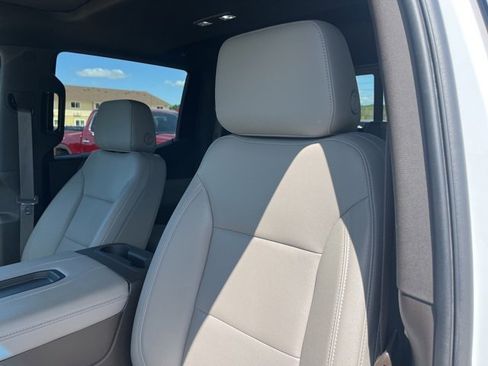 Used 2021 Chevrolet Silverado 1500 LTZ w/ LTZ Premium Package image 19