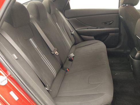 Used 2025 Hyundai Elantra Sport FWD image 19