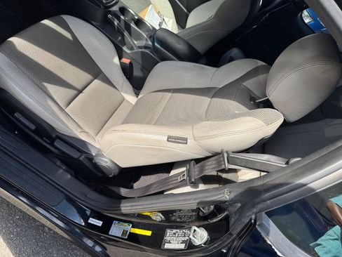 Used 2014 Hyundai Genesis 2.0T RWD image 5