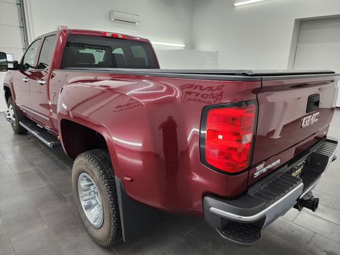 Used 2015 GMC Sierra 3500 SLT w/ Snow Plow Prep Package image 6